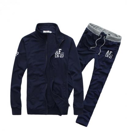 經(jīng)典翻領(lǐng)開(kāi)衫衛(wèi)衣定制